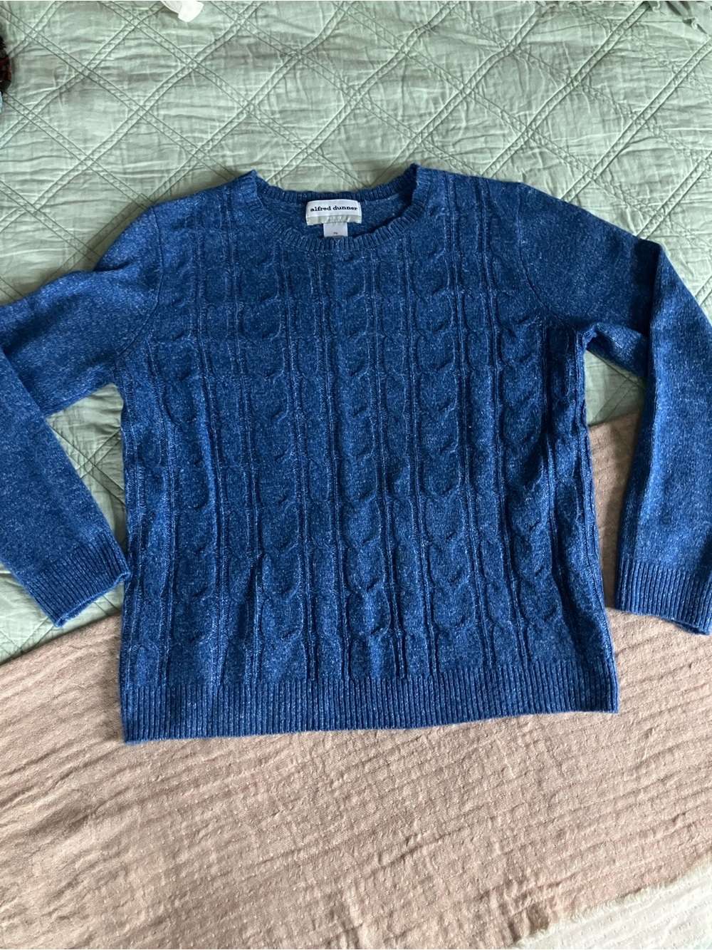 Blue Sweater - Picture 1 of 6